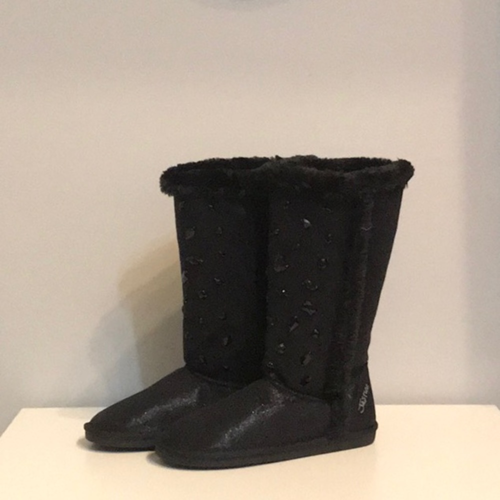 NWT Black, Fluffy, and Bedazzled Justice Boots